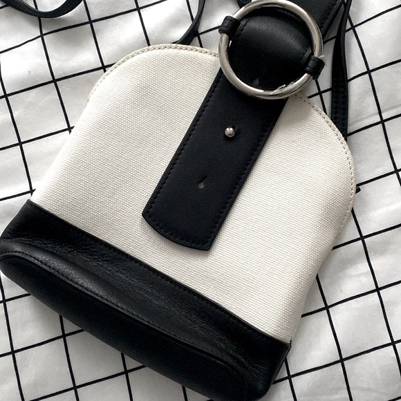 Parisa Wang Black and White Bracelet Bag - Picture 2 of 3
